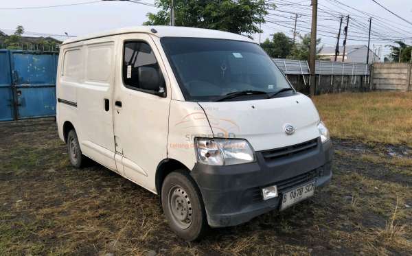 DAIHATSU GRAN MAX BLIND VAN