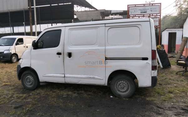 DAIHATSU GRAN MAX BLIND VAN