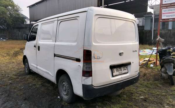 DAIHATSU GRAN MAX BLIND VAN