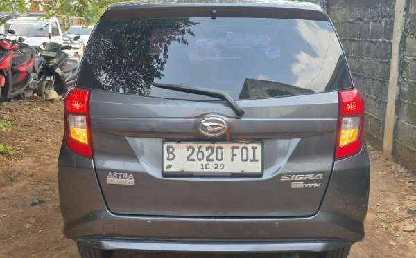 DAIHATSU SIGRA M