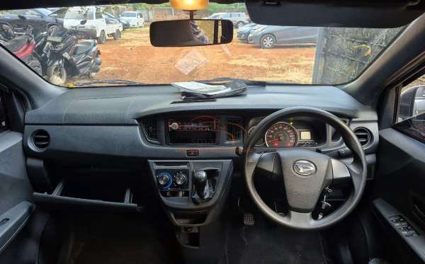 DAIHATSU SIGRA M