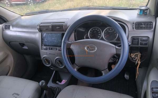 DAIHATSU  XENIA