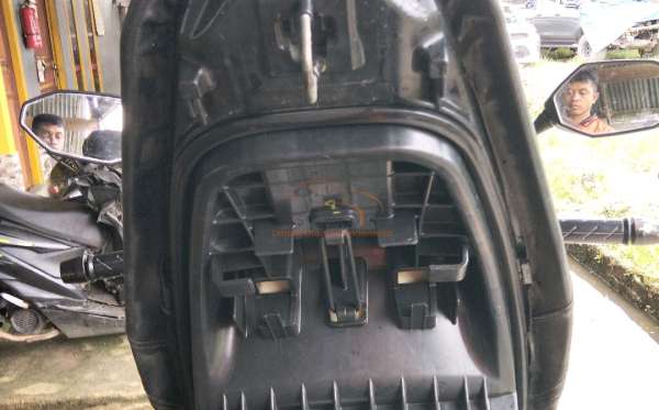HONDA  ADV