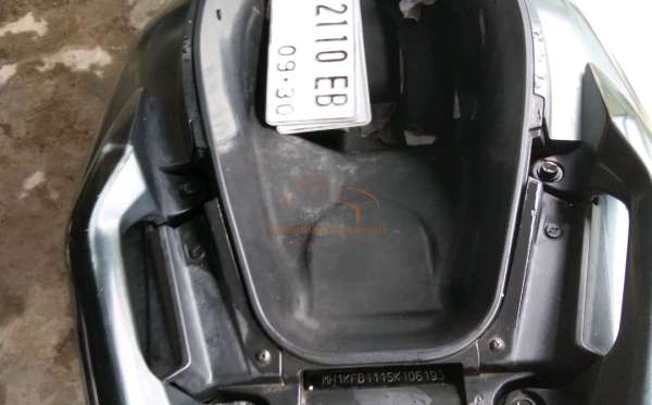 HONDA  ADV