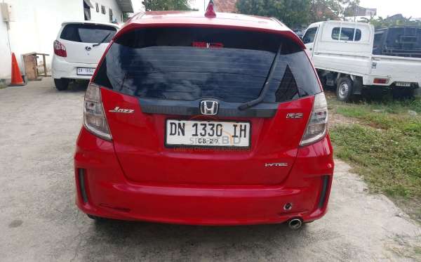 HONDA  JAZZ  GE8 1.5 E