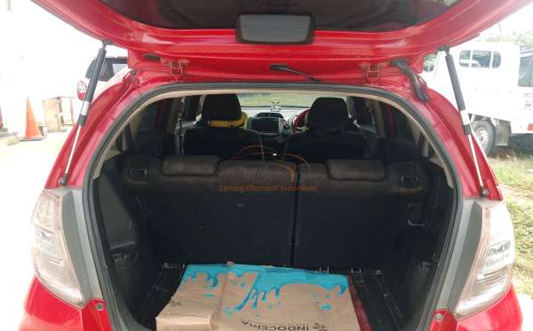HONDA  JAZZ  GE8 1.5 E