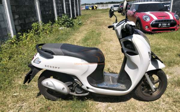 HONDA SCOOPY