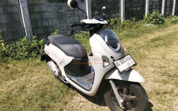 HONDA SCOOPY