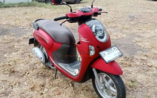 HONDA SCOOPY