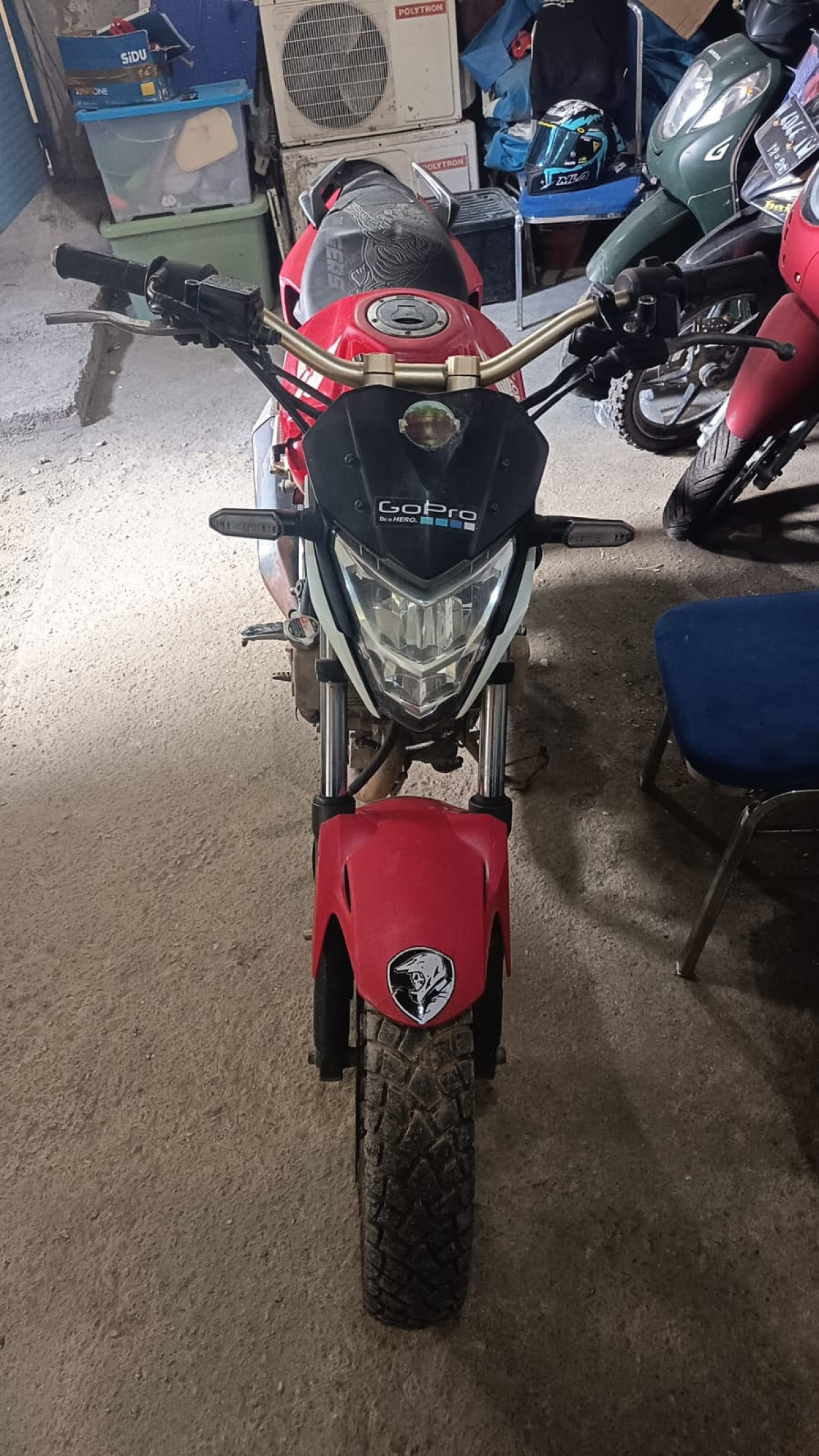 HONDA CB 150 R