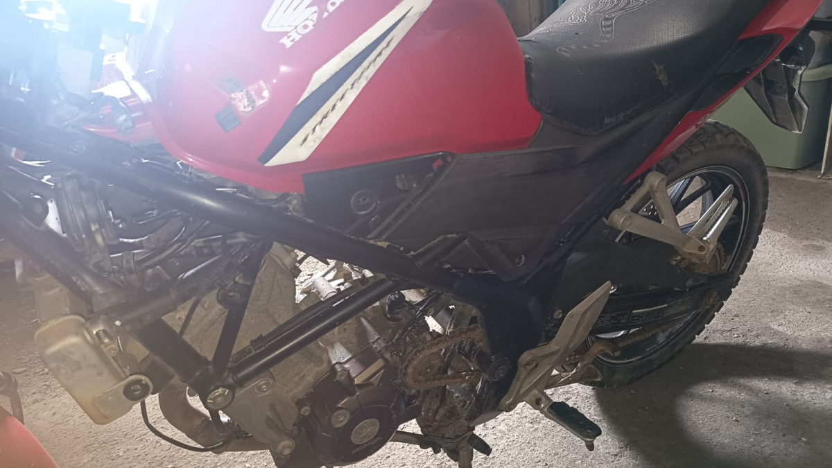 HONDA CB 150 R