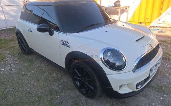 MINI COOPER S