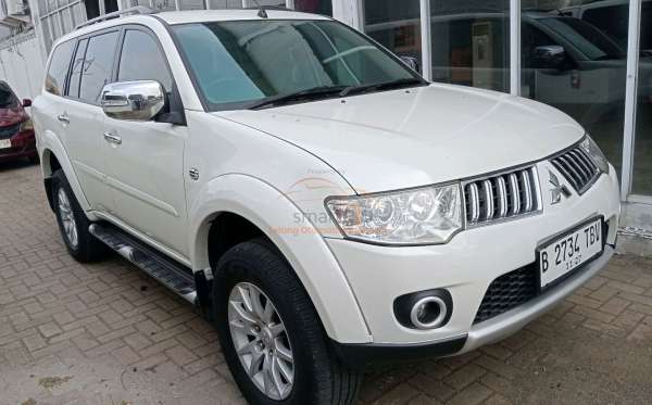 MITSUBISHI PAJERO SPORT 2.5 D EXCEED (4X2)