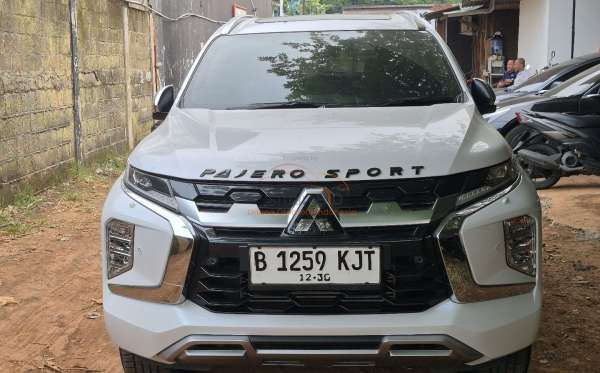 MITSUBISHI  PAJERO  SPORT 2.4L DAKAR-L (4X2)