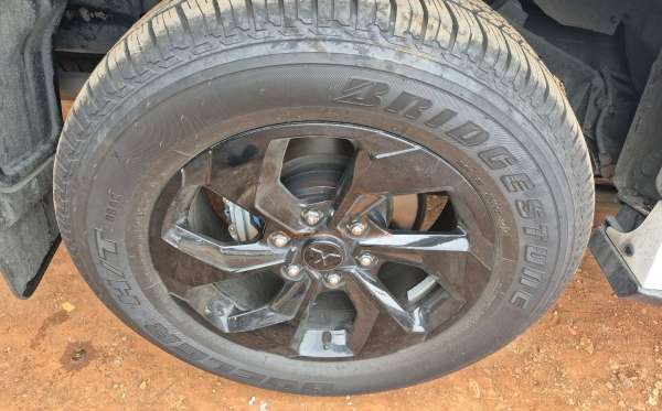 MITSUBISHI  PAJERO  SPORT 2.4L DAKAR-L (4X2)