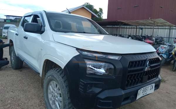 MITSUBISHI TRITON