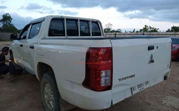 MITSUBISHI TRITON