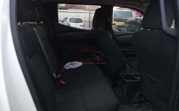 MITSUBISHI TRITON