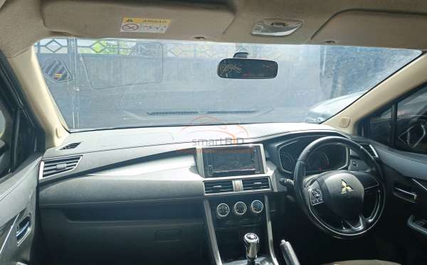 MITSUBISHI XPANDER
