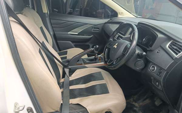MITSUBISHI XPANDER