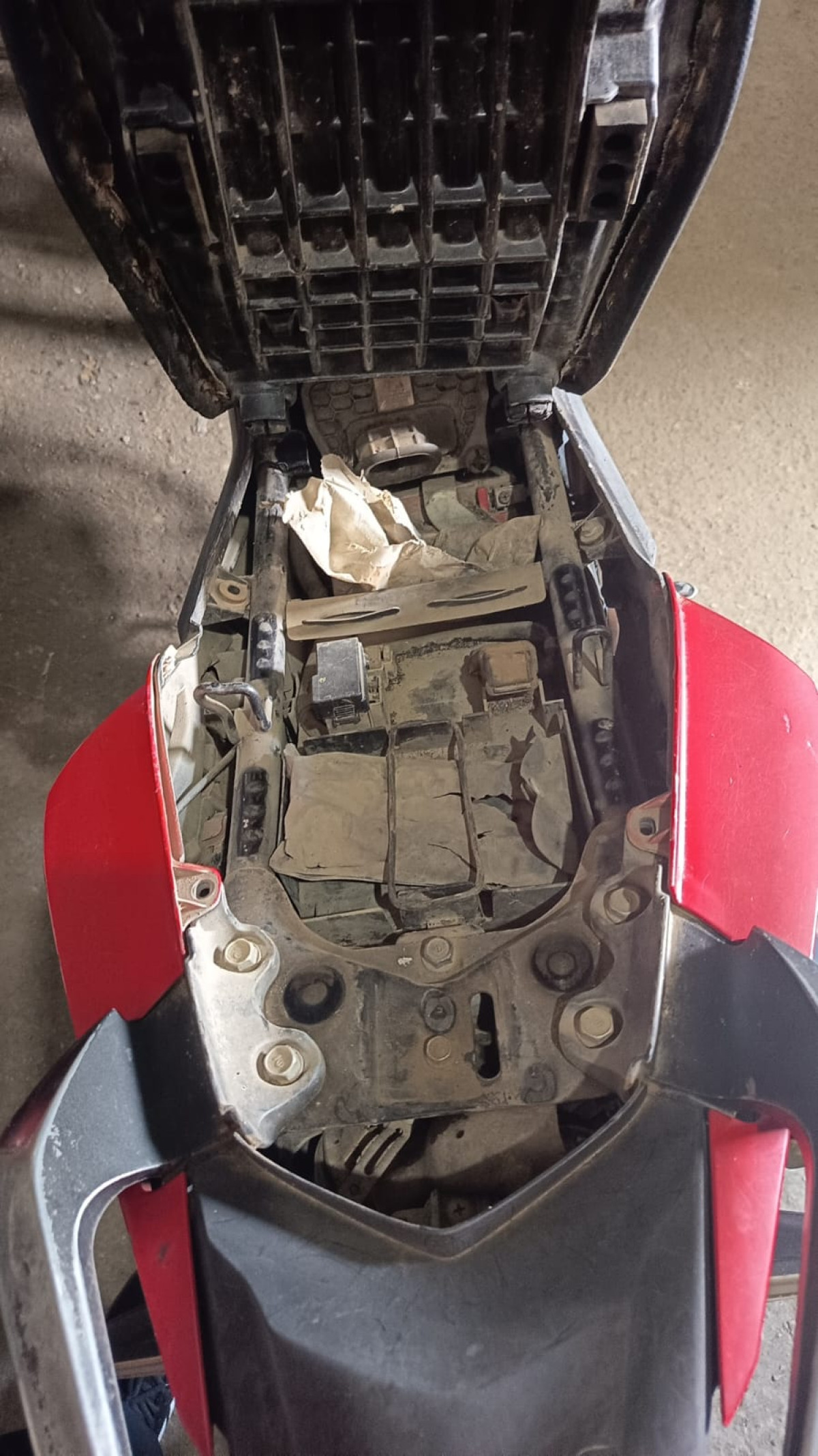 HONDA CB 150 R