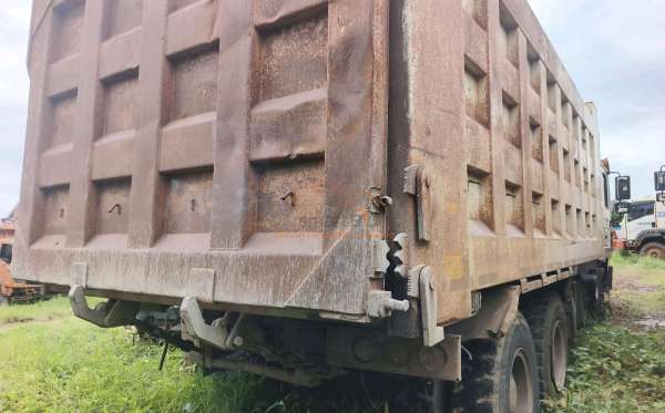 SHACMAN F3000 6X4