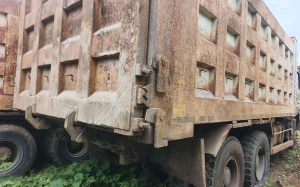 SHACMAN F3000 6X4