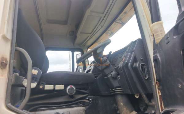 SHACMAN F3000 6X4