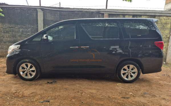 TOYOTA ALPHARD 2.4