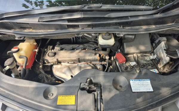 TOYOTA ALPHARD 2.4
