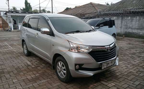 TOYOTA AVANZA 1.3 G