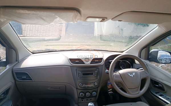 WULING CONFERO