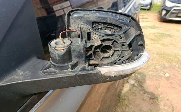 WULING CONFERO