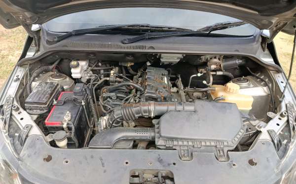 WULING CONFERO