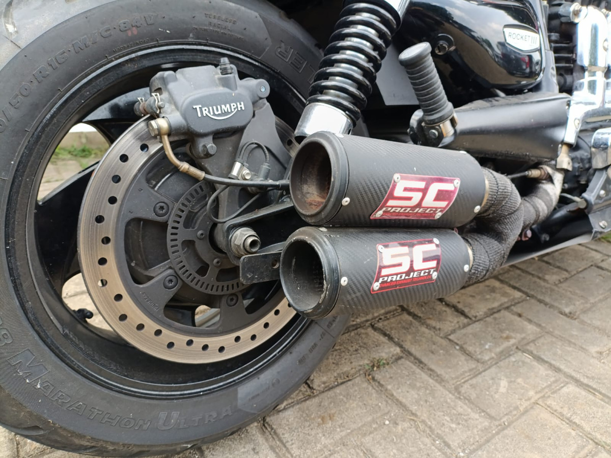 TRIUMPH ROCKET III ROADSTER ABS