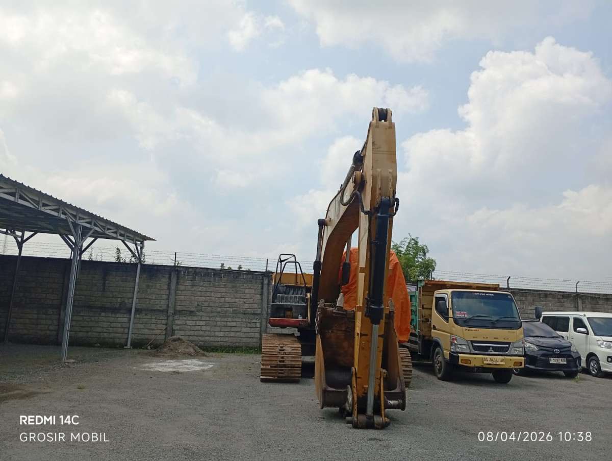 CATERPILLAR  EXCAVATOR 320 GC