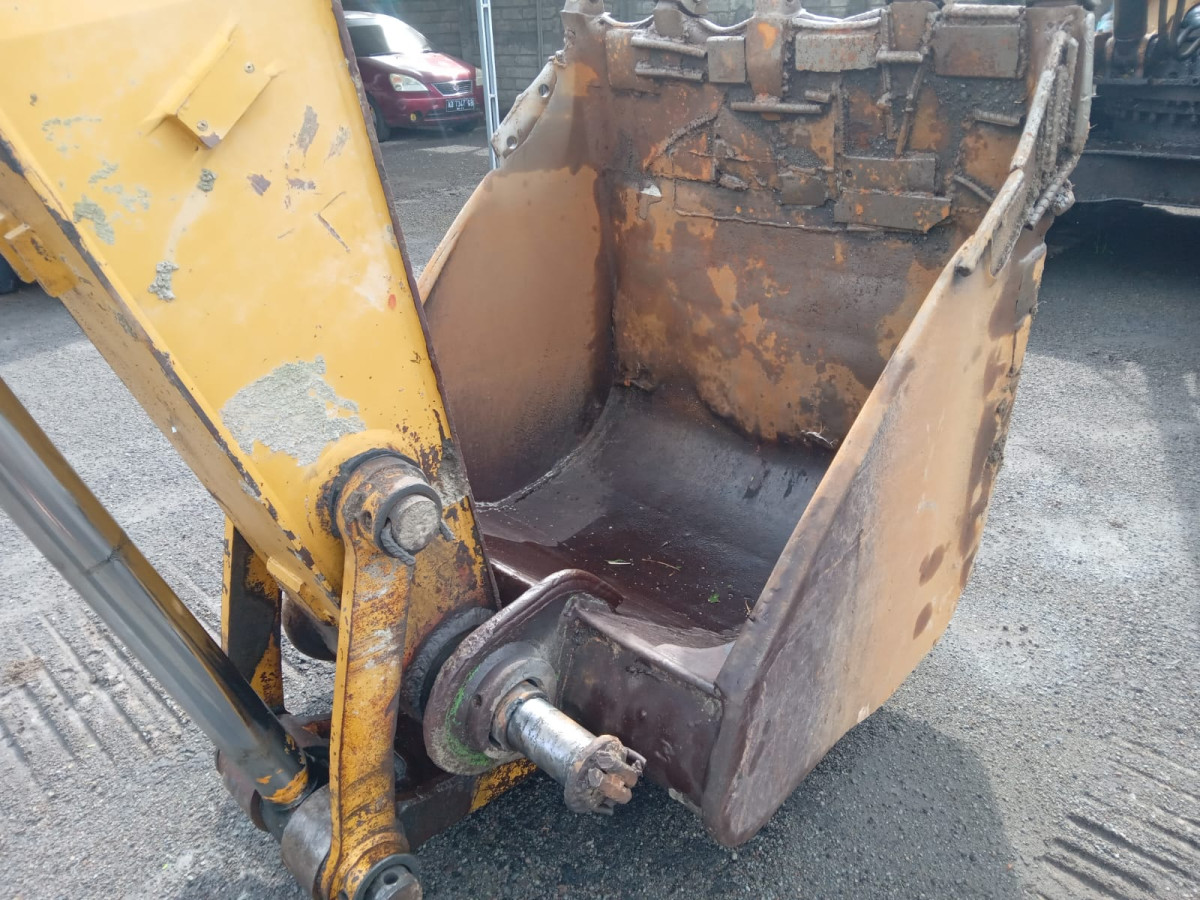 CATERPILLAR  EXCAVATOR 320 GC