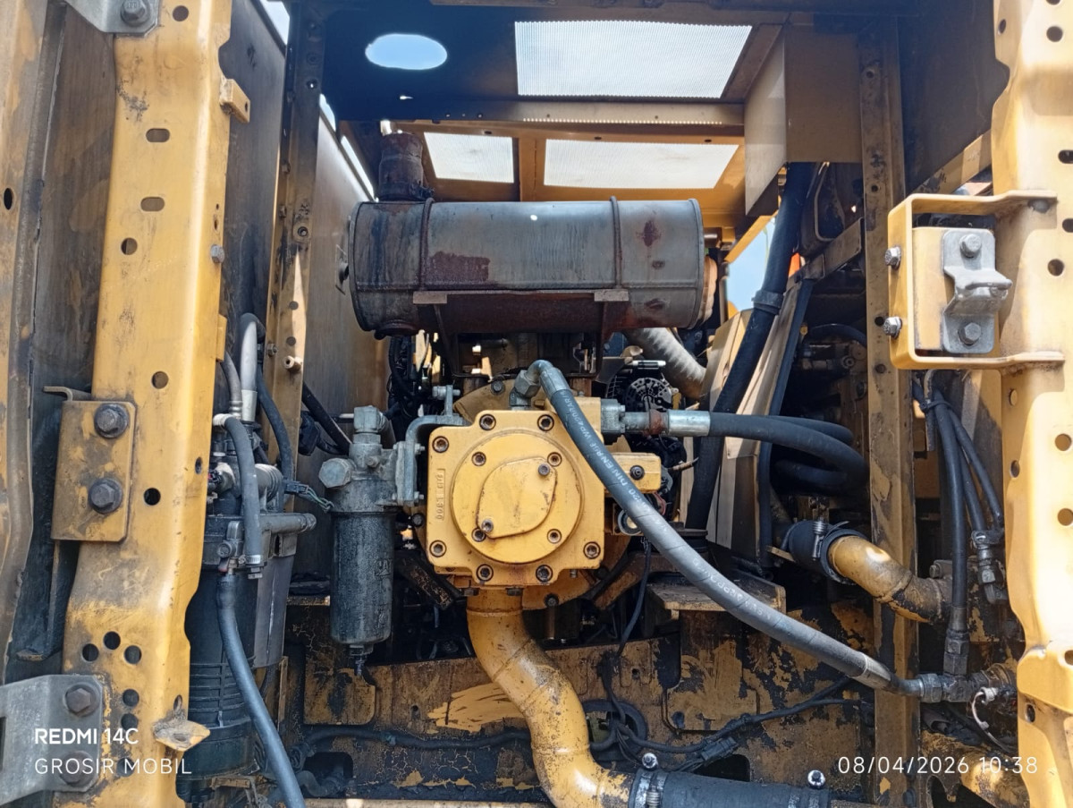 CATERPILLAR  EXCAVATOR 320 GC