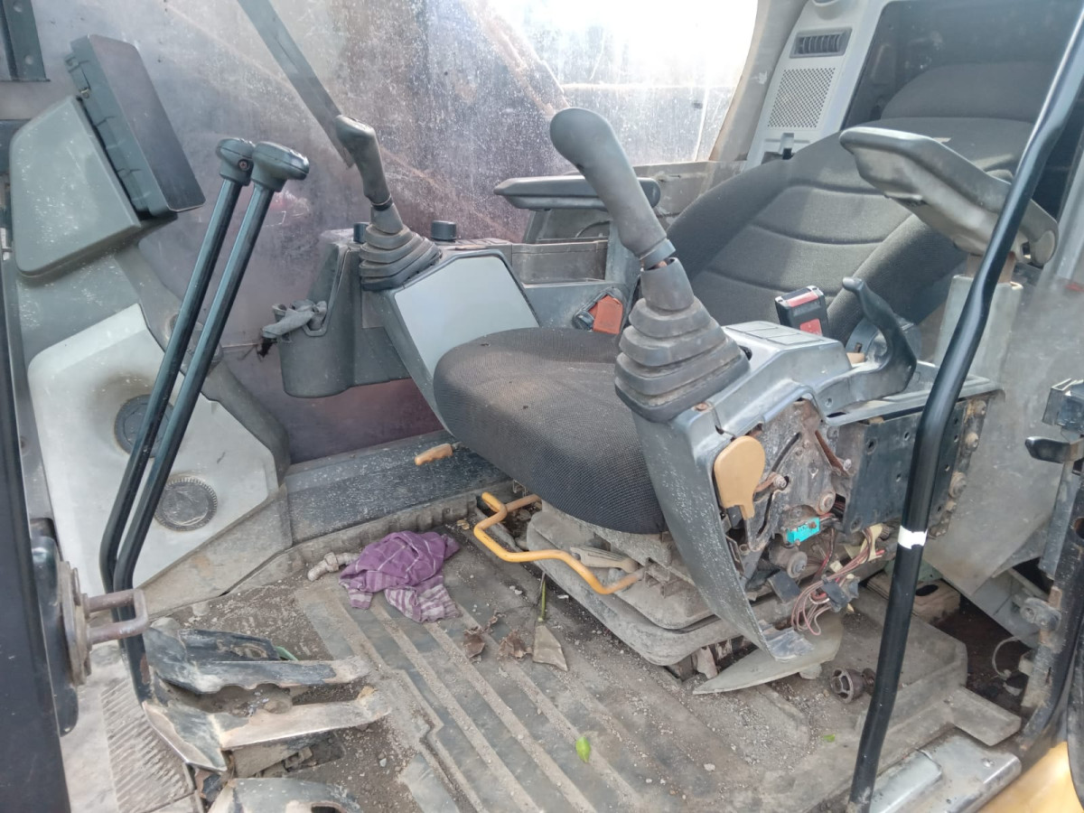 CATERPILLAR  EXCAVATOR 320 GC