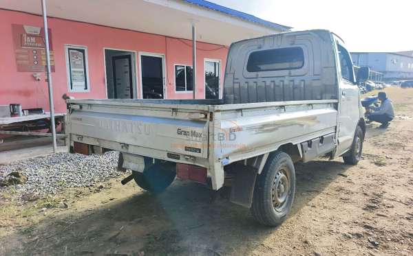DAIHATSU GRAN MAX PICK-UP 1.3