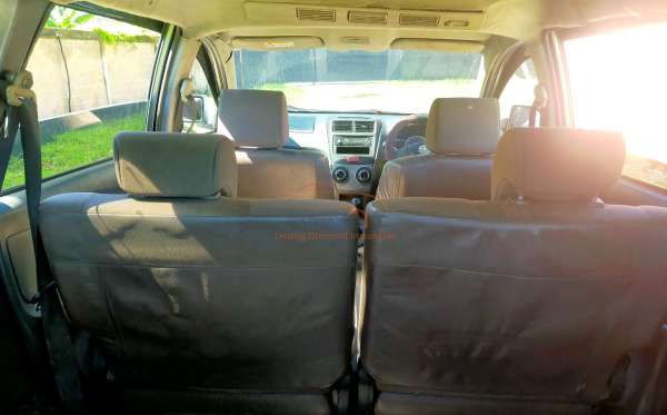 DAIHATSU XENIA 1.3 X