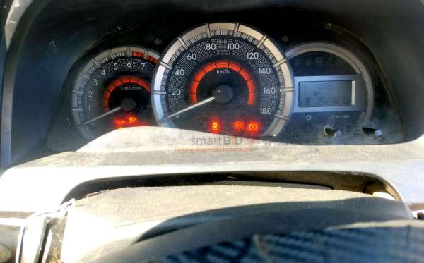 DAIHATSU XENIA 1.3 X