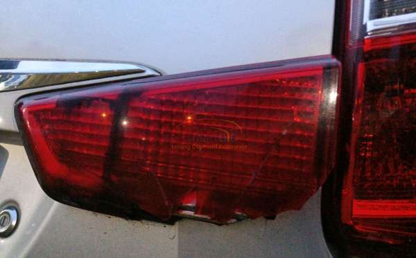 DAIHATSU XENIA