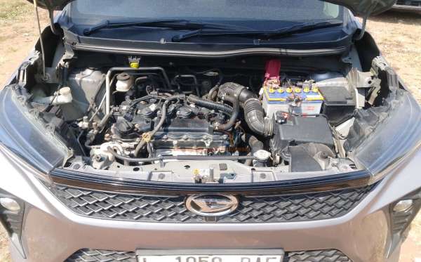DAIHATSU XENIA
