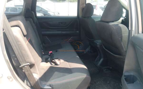 DAIHATSU XENIA