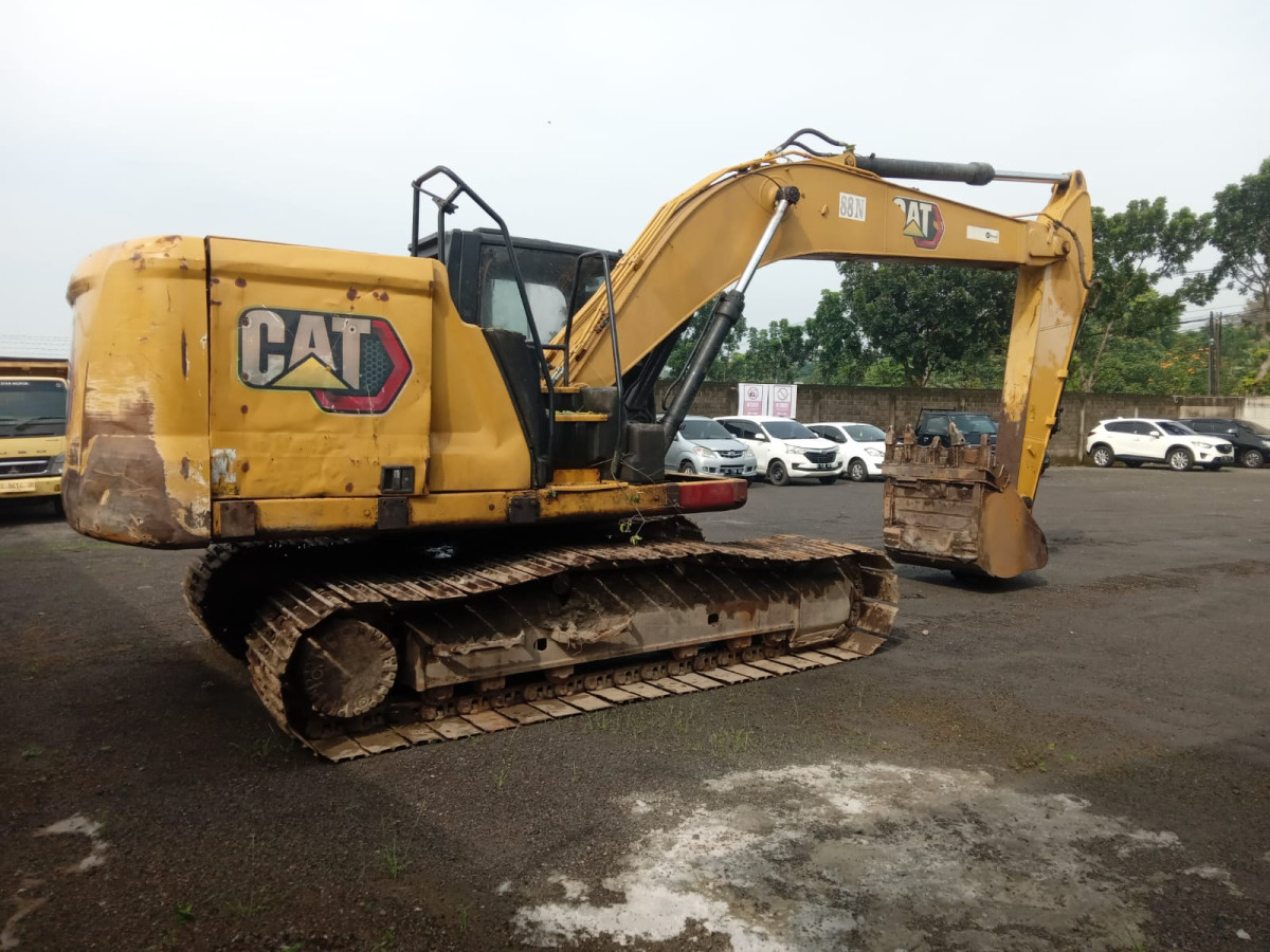 CATERPILLAR  EXCAVATOR 320 GC