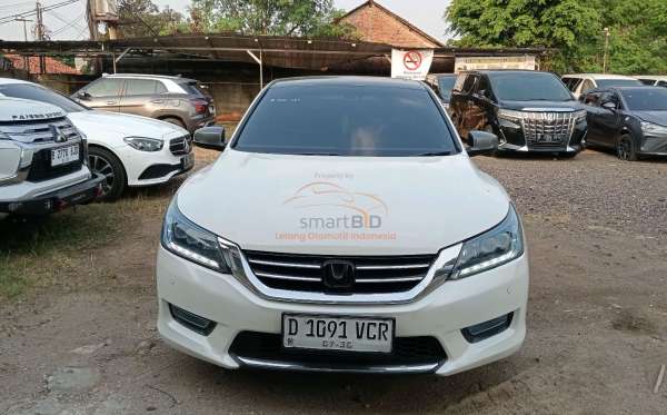 HONDA  ACCORD  CR2