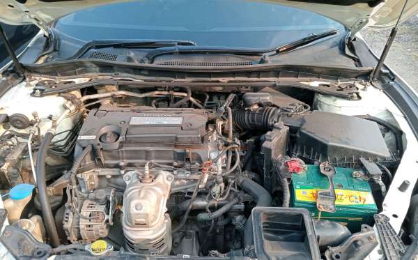 HONDA  ACCORD  CR2
