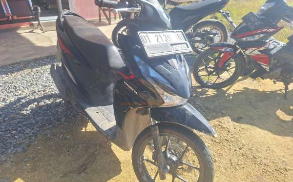 HONDA  BEAT SPORTY