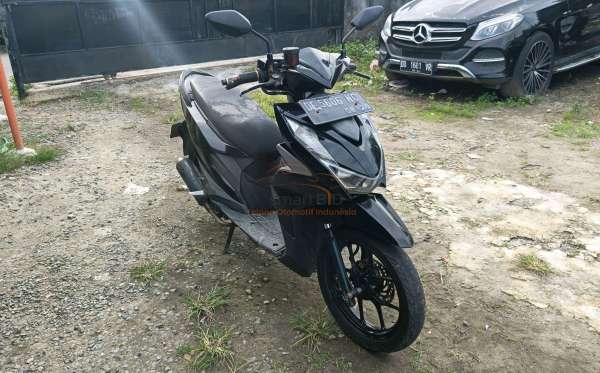HONDA  BEAT
